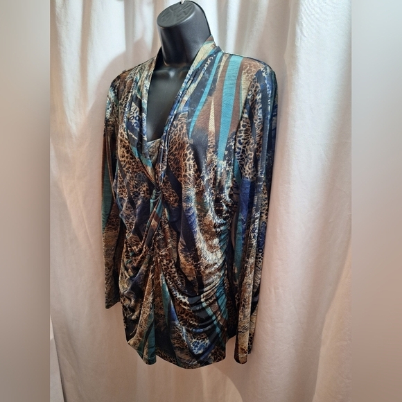 Tribal multi colored cross over ruched front large - Picture 3 of 5